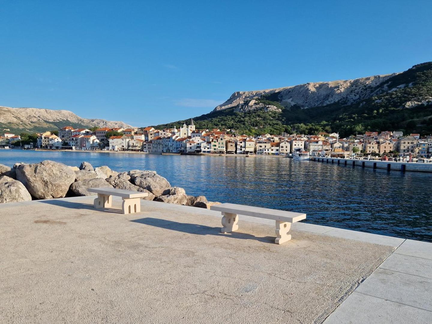 Apartments Lovincic Baška Esterno foto